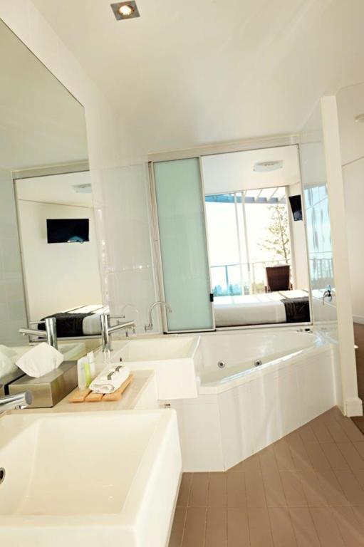 Manta Resort 4*