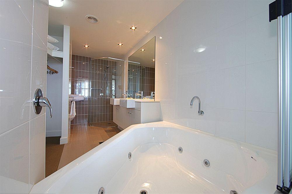 Manta 4* Bargara