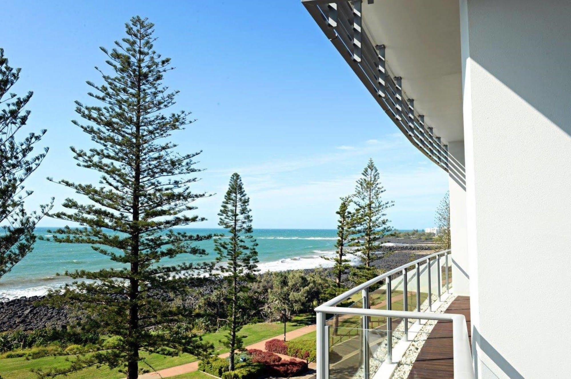 Manta Resort 4*
