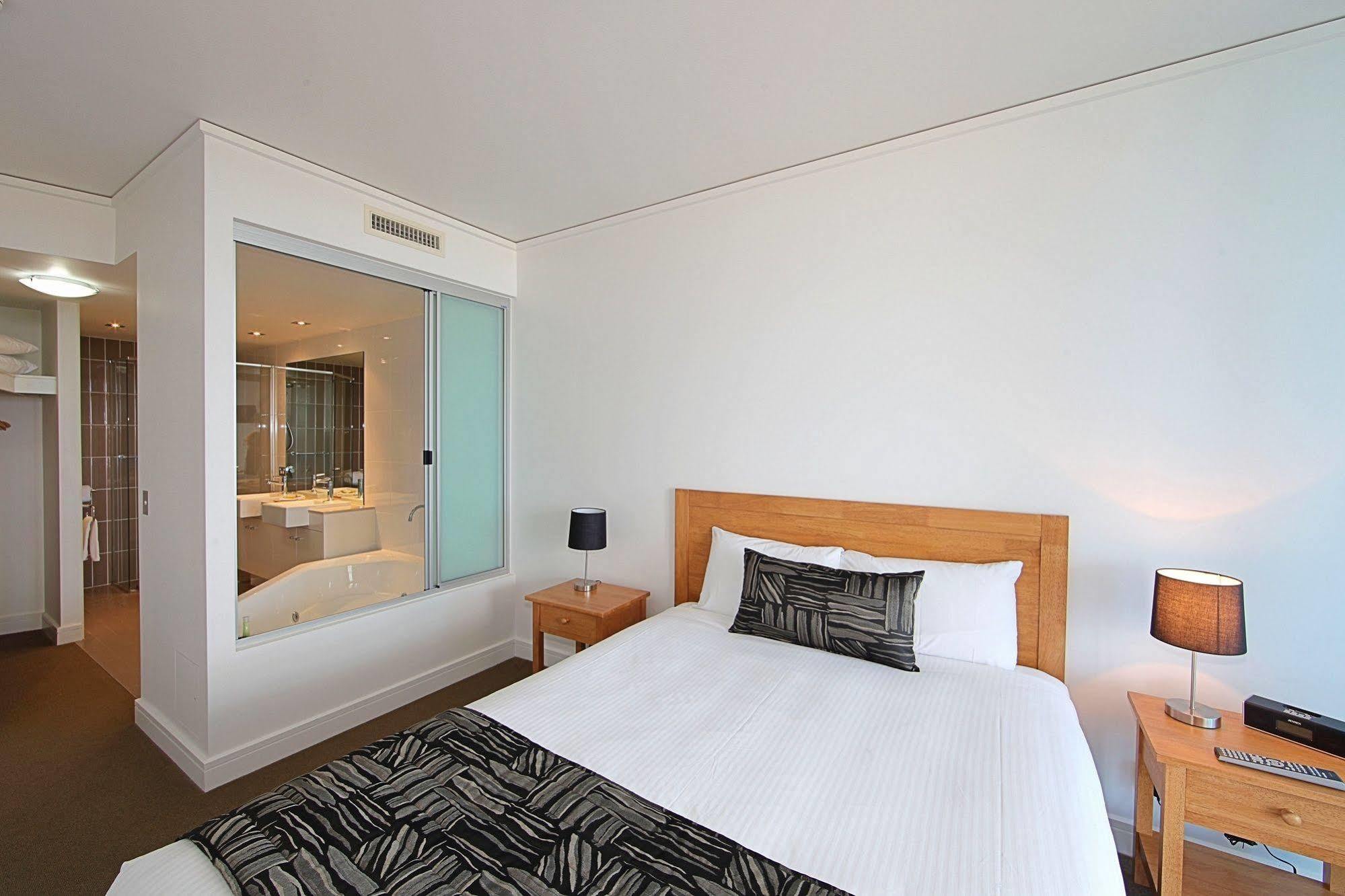 Manta Resort 4*